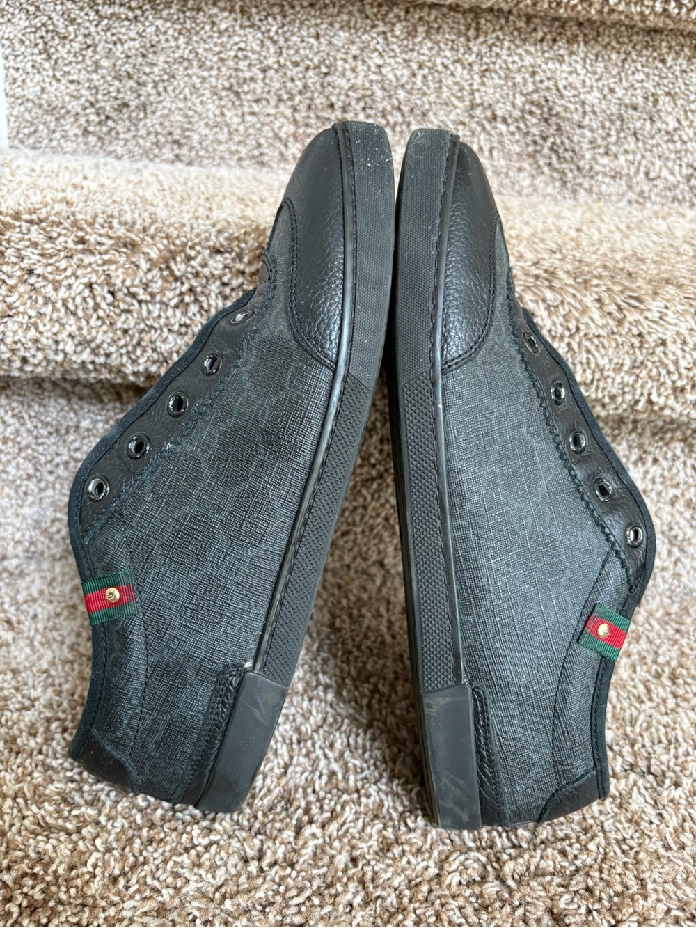 Gucci Women’s Black Leather Lace up Sneakers with Green-Red Heel Trim - Picture 10 of 14